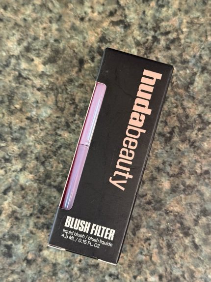 Huda Beauty Liquid Blush Filter - Ube Cream-Pink
